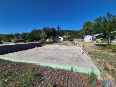 Predaj, luxusný pozemok 854m2 s prípojkami a základovou doskou, Biela hora, Šírava - 7