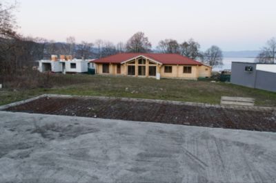 Predaj, pozemok 854m2 s prípojkami a SP, Biela hora, Šírava